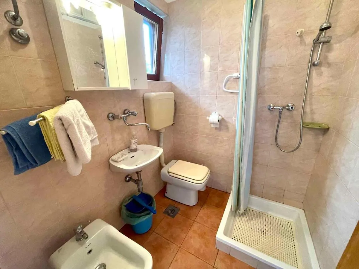 Apartment In Dramalj 44016